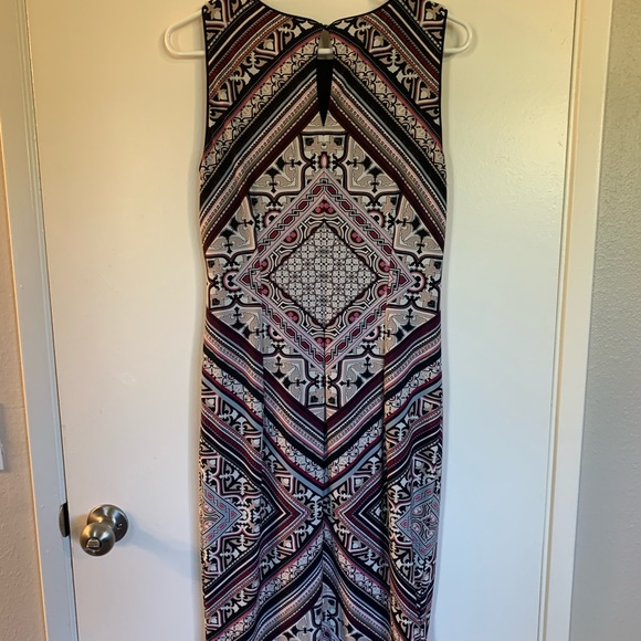 Black white and pink dress - Picture 1 of 3